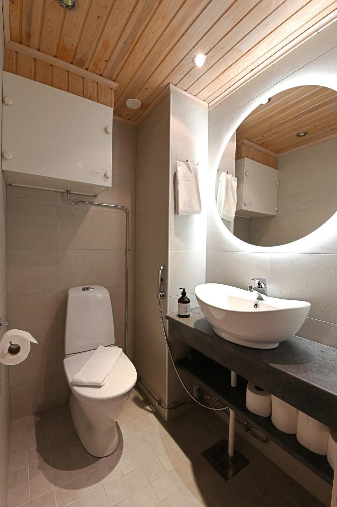 Levin Alppitalot Alpine Chalets Deluxe Rum bild