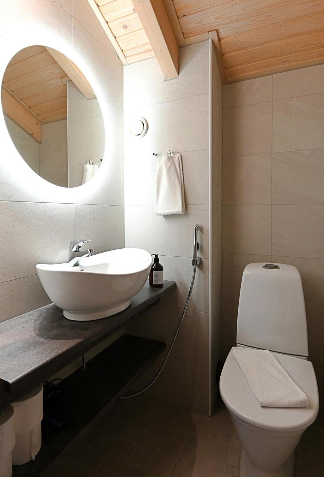 Levin Alppitalot Alpine Chalets Deluxe Rum bild